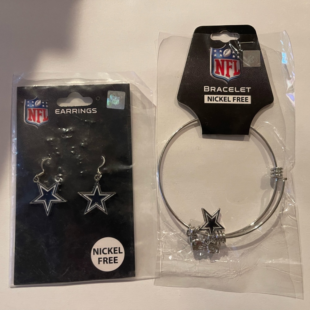 Cowboys NFL football bracelet with charms and earring set